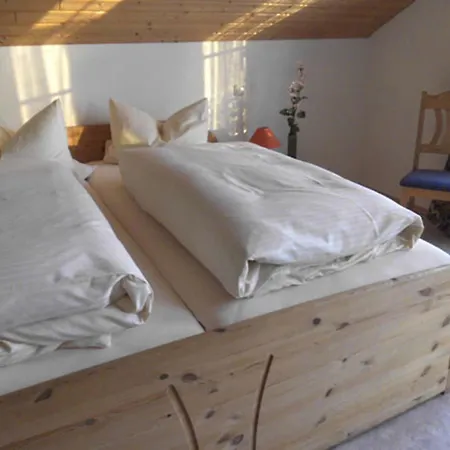 Gaestehaus Am Rathaus, Mehrbettzimmer 1 Hohenpeißenberg Buitenkant foto