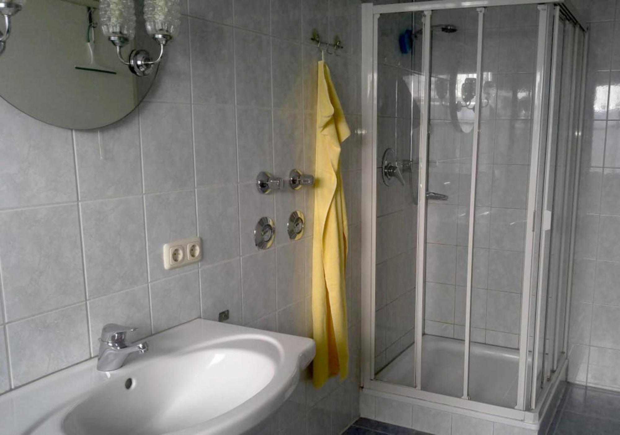 Gaestehaus Am Rathaus, Mehrbettzimmer 1 Hohenpeissenberg