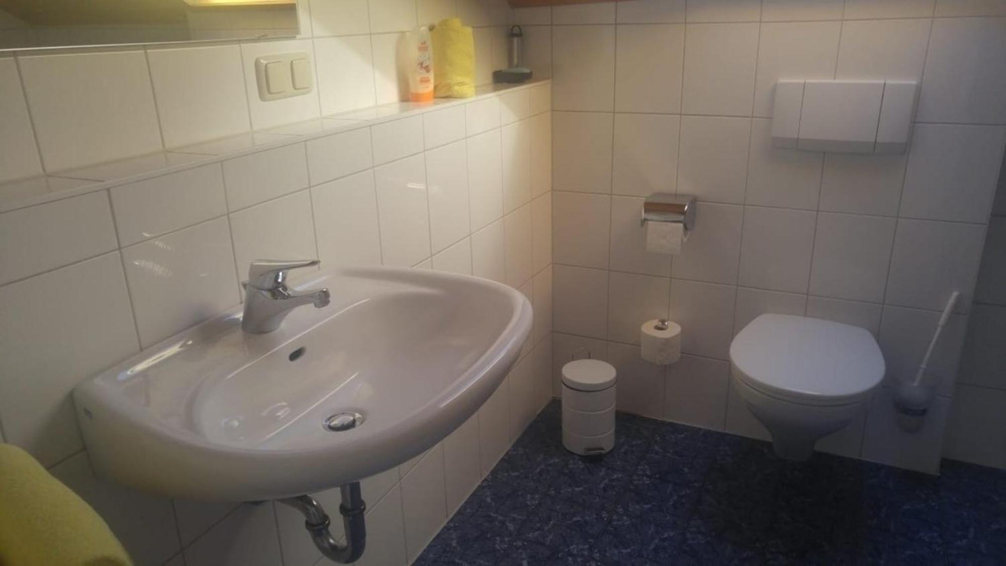 Gaestehaus Am Rathaus, Mehrbettzimmer 1 *