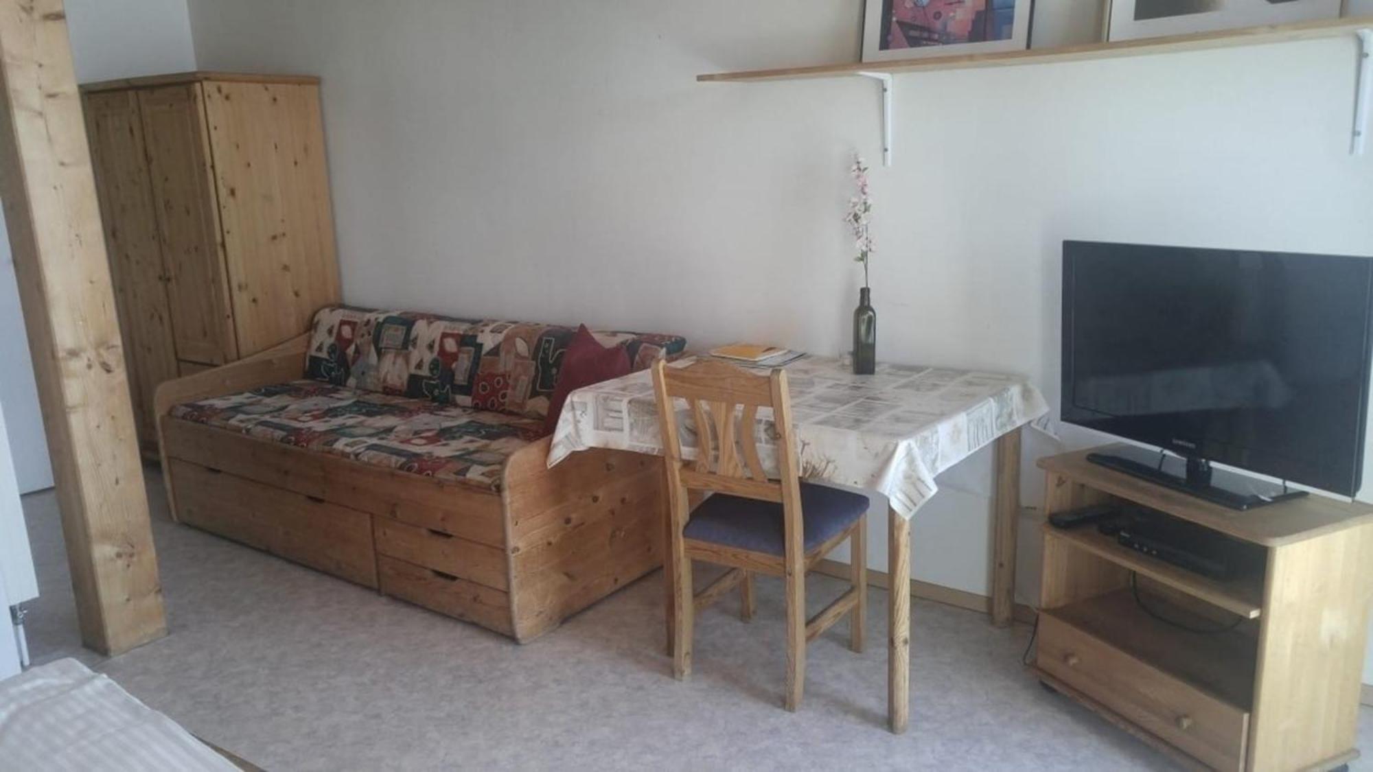 Gaestehaus Am Rathaus, Mehrbettzimmer 1 Apartment